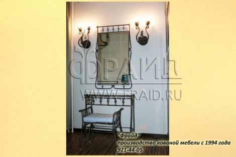 Мебель кованая Кованное зеркало и консоль Карла
